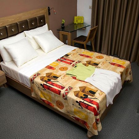 Wakola Hotel Fass 다카르 외부 사진