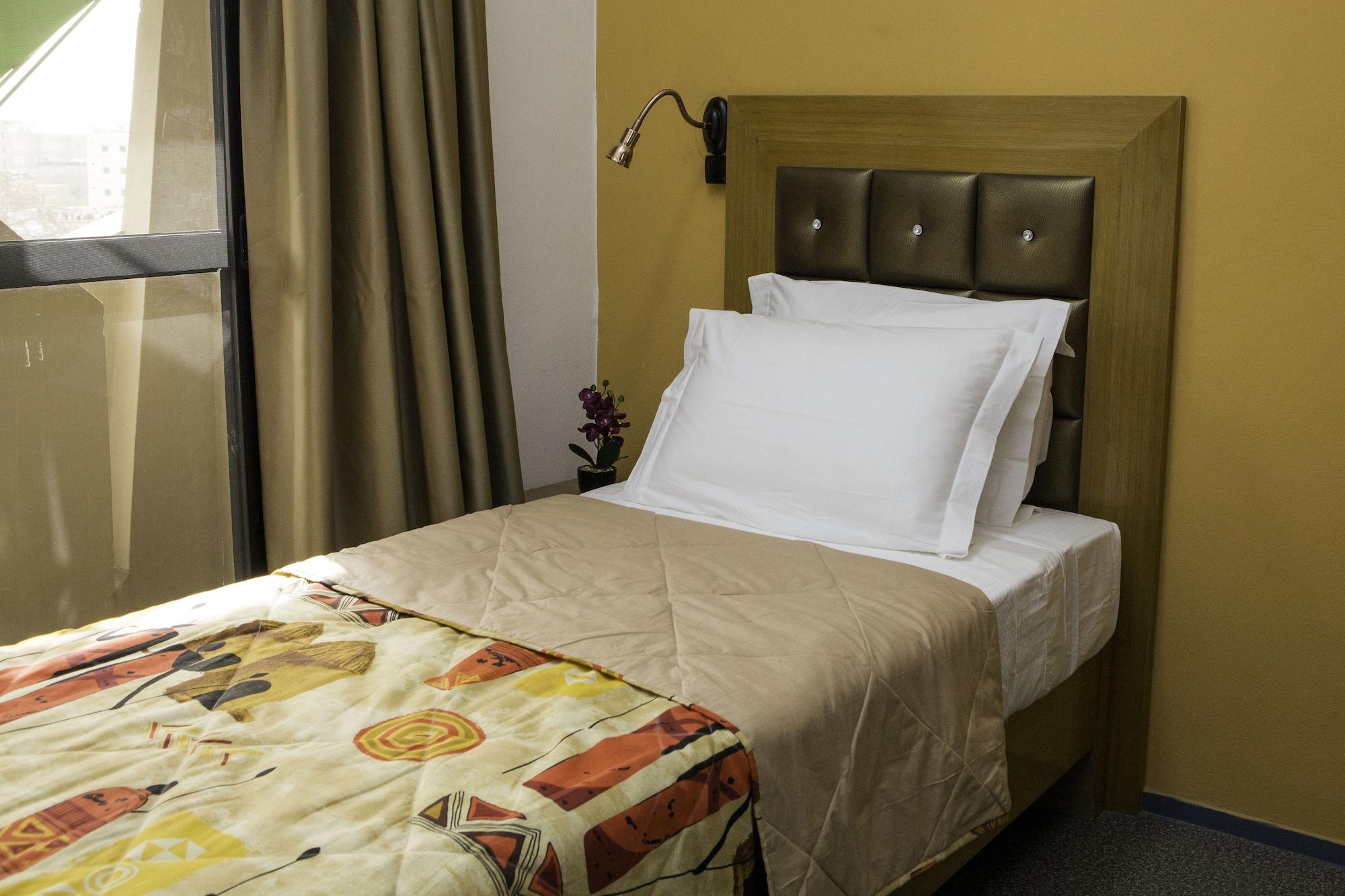 Wakola Hotel Fass 다카르 외부 사진