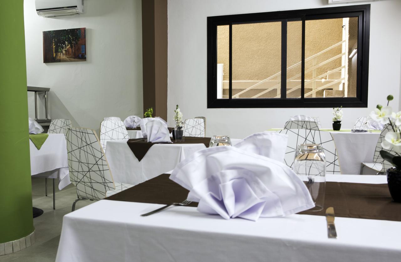 Wakola Hotel Fass 다카르 외부 사진